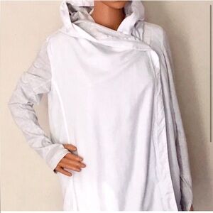 Lululemon‎ blissed out wrap hooded jacket in white gray cross hood Small 6